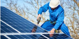 Installation Maintenance Panneaux Solaires Photovoltaïques à Uzel